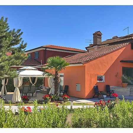 Apartments Gvarda Umag Exterior photo